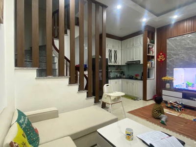 201.62.10h phúc lợi 30.7 5 5 6.3 tỷ long biên 6 đến 10 hđ chuyên gia giang khối phú quý, 0