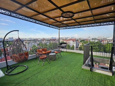 bán nhà mới kính cong ngay sau big c long biên 45m mt 5m ô tô tránh full nội thất 3