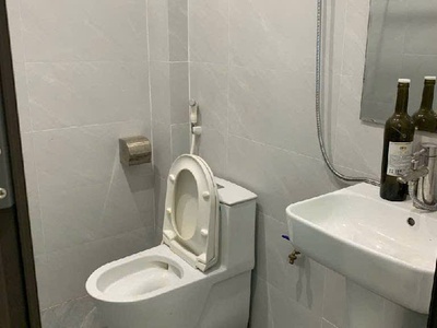 bán nhà mới kính cong ngay sau big c long biên 45m mt 5m ô tô tránh full nội thất 4