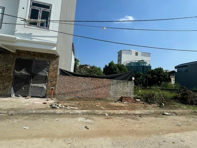 Chính chủ gửi bán lô đất tái định cư vai réo, phú cát trung tâm lõi hòa lạc 1