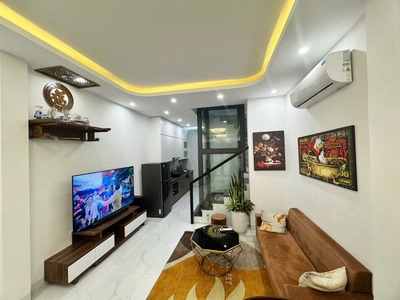 Cần bán 45m2 nhà 5 tầng đường ô tô tránh, trong ngõ 44 Đức Giang - Gần trường học các cấp, chợ 3