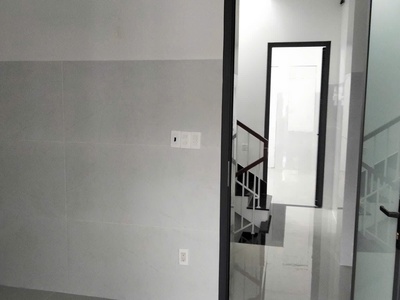 Cho thuê nhà hẻm xe hơi đường Tam Bình- T.P THỦ ĐỨC. 3 tẦNG CÓ 4PN 3WC SD 200M2 GIÁ 12TR/THÁNG. 5