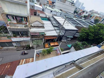 Quận 7 Nhà MT thụt Nguyễn Thị Thập, Phú Thuận.   60 m 2