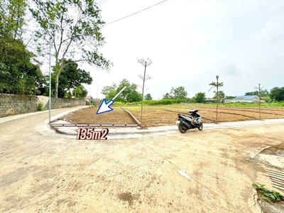 Cần bán nhanh lô góc 2 mặt tiền - gần khu công nghiệp nhuận trạch - chỉ hơn 1 tỷ 0