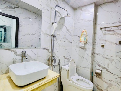 Giảm mạnh. bán nhà xuân đỉnh, cạnh kđt ngoại giao đoàn, ngõ hơn 3m, 2 thoáng, ô tô đỗ cổng 3