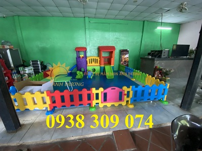 Hàng rào nhựa cho bé, hàng rào chắn cho bé bằng nhựa 0
