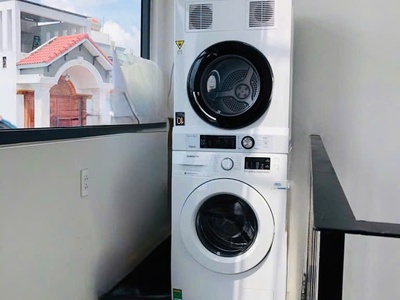 Nhà mặt tiền cộng hòa   sát nhà ga t3   chdv cao cấp   5 tầng   ngang 5.4m 2