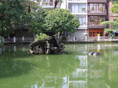 17.11.25.1. bán nhà gần cv bách thảo, view hồ điều hòa, dt 150m2 có sân vườn, thoáng mát, mt khủng 2