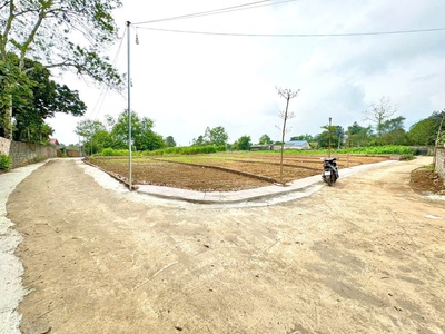 Cần bán nhanh lô góc 2 mặt tiền - gần khu công nghiệp nhuận trạch - chỉ hơn 1 tỷ 4