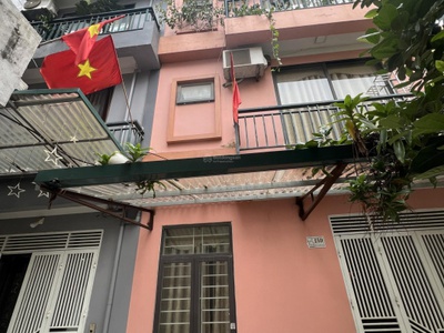 Bán gấp nhà riêng 31m2 tại an dương vương, phú thượng, tây hồ, 10m ra ô tô tránh, cực hiếm 2