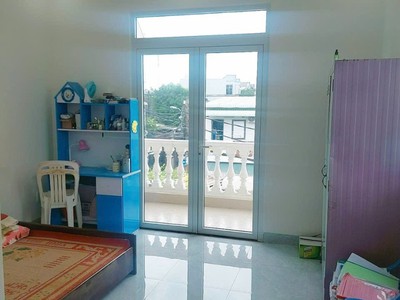 Bán nhà đường 160, tăng nhơn phú a, q.9, tp hcm. dt 125 m2, 3 tầng, 3pn, sh, 8.6 tỷ. 3