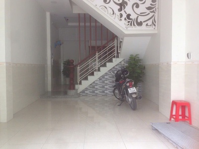 Chính chủ cho thuê nhà mặt tiền đuồng hoa bằng - trung tâm quận tân phú 1