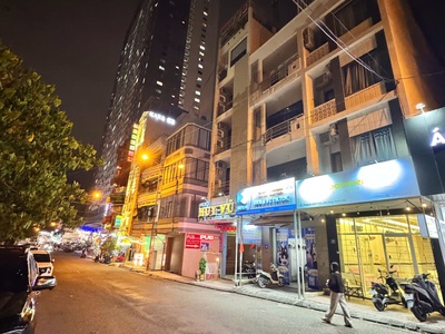 Bán nhà 4 tầng đường nguyễn đình chiểu , nha trang diện tích : 71,2m ngang 4,2 sổ hồng đã hoàn 1