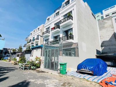 Đất sát bên gò vấp, cầu an lộc nguyễn oanh, đường 8m, khu cao tầng 4x19m 2