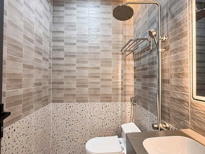 Bán nhà - chính chủ - tặng full - nội thất - mặt tiền đs 7 - giao phú nhuận - nhà đẹp kinh doanh đa 4