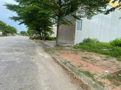 Siêu phẩm trung tâm vai réo phú cát hoà lạc dành cho bác nào đang tìm lô đẹp để ở hoặc đầu tư 0