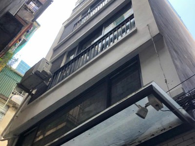 Nhà 3 mặt thoáng - cách ô tô 80m. 0