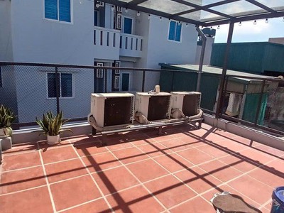 Nhà 3 mặt thoáng - cách ô tô 80m. 3