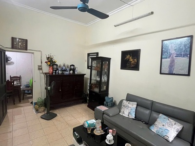 Cực hiếm, bán nhà hàng chiếu, 100m2, mặt tiền 6.3m, 30.8 tỷ, kinh doanh homestay, spa 0