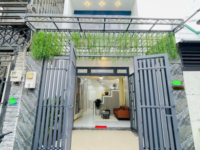 Bán căn nhà đẹp 60m2 2 tầng 4 tỷ 850 huỳnh thị hai, gần chợ hạt điều, p. tân chánh hiệp, q12 cũ. 0