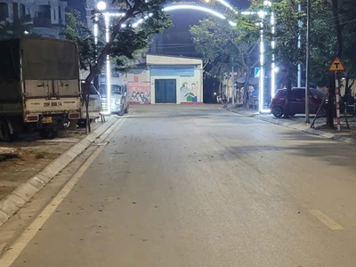 Lô đất đầu làng hoàng long cạnh cổng trường c3 đặng xá ngõ thoáng 20m ra trục chính nhô 3.8 1