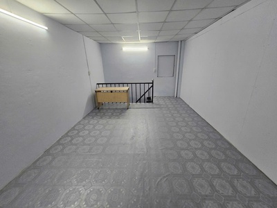 Cho thuê nhà mặt tiền đường số 12, P. TRƯỜNG THỌ. DT 88M2 GÁC 30M2. GIÁ 10TR/THÁNG. 4