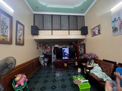 Bán nhà 3 tầng Độc Lập 70M Sân Cổng Riêng Ô TÔ ĐỖ CỬA 3