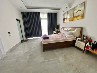 Bán nhà đẹp 3 tầng mặt tiền đường Đông Thạnh 3   Ngay trục Lê Đại Hành 2