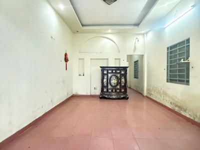 Nhà đúc kiên cố 1 lầu 4mx15m có 3PN đường 4m ô tô thông lâm thị hố TCH Q12 3