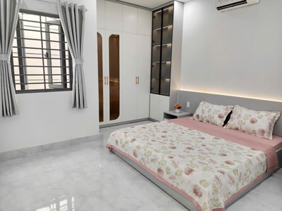 Nhà đẹp full nội thất cao cấp đường 5m huỳnh thị hai tân chánh hiệp Q12 7