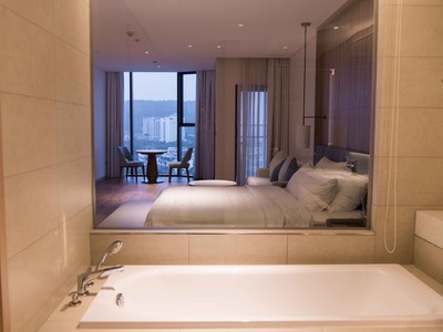 Căn studio city view A La Carte Hạ Long 54m2 - Deal đẹp hiếm gặp, giá chỉ 2.55 tỷ 2