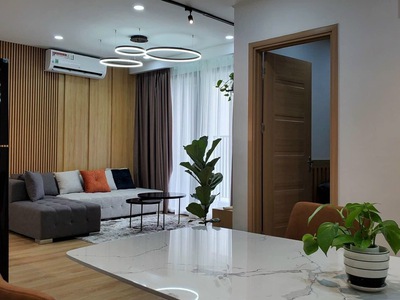 Cần bán căn 2N, 2vs, căn 04, tầng 19, tòa nhà DREAM BONAZA, 23 Duy Tân, phường Mỹ Đình 4