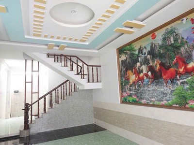 Nhà đẹp vào ở ngay - hẻm ô tô - 3 tầng lầu - ngang 5m - dt: 70m2 - giá: 4,680 tỷ..tl. 2