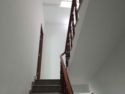 Nhà đẹp vào ở ngay - hẻm ô tô - 3 tầng lầu - ngang 5m - dt: 70m2 - giá: 4,680 tỷ..tl. 4