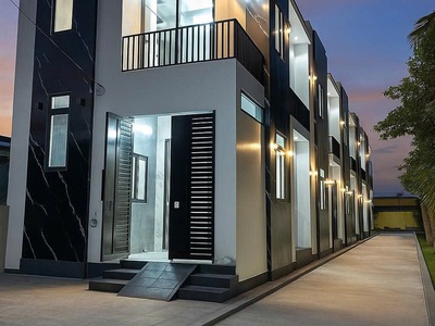 Chỉ cần thanh toán 690tr nhận ngay căn nhà dãy phố h71 lê hồng phong đối diện cảng hoàng diệu 0