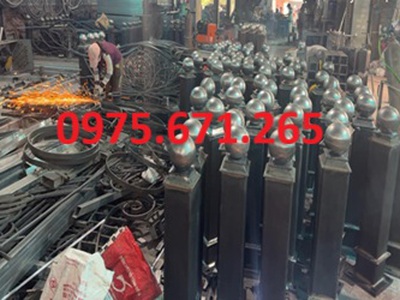 Xưởng sản xuất cổng cửa, lan can sắt mĩ thuật lớn nhất cả nước 1