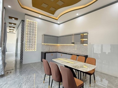 Thanh Lý Nhà Cấp 4 Sân Vườn 117m2 Gần Vòng Xoay Võ Văn Kiệt 1