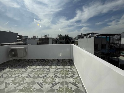 Nhà 4 tầng btct mới đẹp kế trường võ tường toản, gần metro quận 12. 4