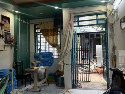 Nhỉnh 3 tỷ   giáp tân phú   dtsd 70m   4 x 8.5    đường 4m thông tktq 2