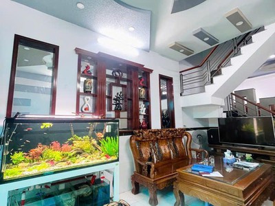 Vị trí cực đẹp - hẻm xe hơi 1 trục thẳng sau căn mặt tiền - sổ vuông a4 - cộng nhận đủ 64m2 - tặng 1