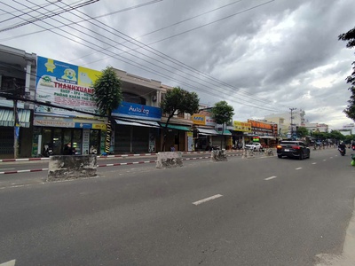 Căn góc hiếm bám đường 31,86m ngay trung tâm phố tương lai thông sân bay cũ ra biển gần . 2 2