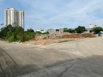 Bán lô đất ngay suối lồ đông hoà dĩ an 107m2 giá 2,7 tỷ 0