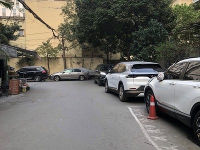 Mặt ngõ hoàng cầu, ô tô tránh kinh doanh, 2 thoáng, 100m, 5 tầng, 32 tỷ 0