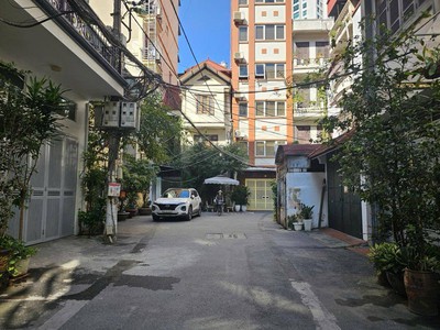 Phân lô trung yên, lô góc ô tô tránh kinh doanh, 51m, mặt tiền 4m, giá nào cũng bán 0