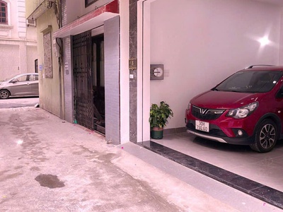 Siêu phẩm phân lô hàng không gara ô tô 7 chỗ thang máy kd văn phòng full nội thất 3