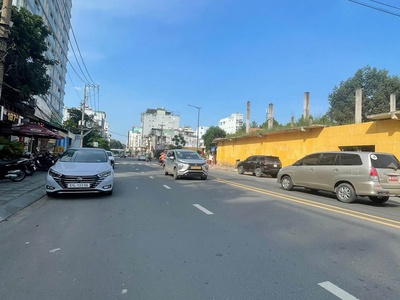 Bán nhà mặt tiền hoàng hoa thám - giao cộng hòa, ga t3, 5,4x21m, 4 tầng cũ, 32,9 tỷ. 0