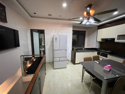 Cho thuê nhà khu phân lô Văn Cao, 5 phòng ngủ full nội thất. 6