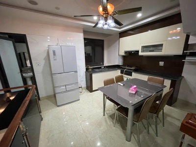 Cho thuê nhà khu phân lô Văn Cao, 5 phòng ngủ full nội thất. 7