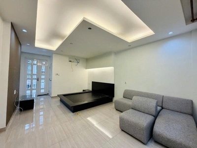 Bán nhà hxh ung văn khiêm - ngay xô viết nghệ tĩnh, 4,2x17m, 3 tầng, sổ a4, 10,8 tỷ. 4