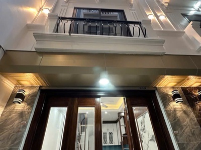  bán nhà xuân đỗ   long biên 32m    mt 4,2m   ngõ ô tô tránh   nhà mới 5 tầng   gần aeon long 0